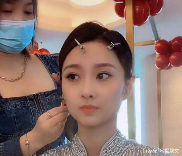 姚晨老公曹郁:2010年兽兽4段视频流出，本人发4千字回应，现状怎样