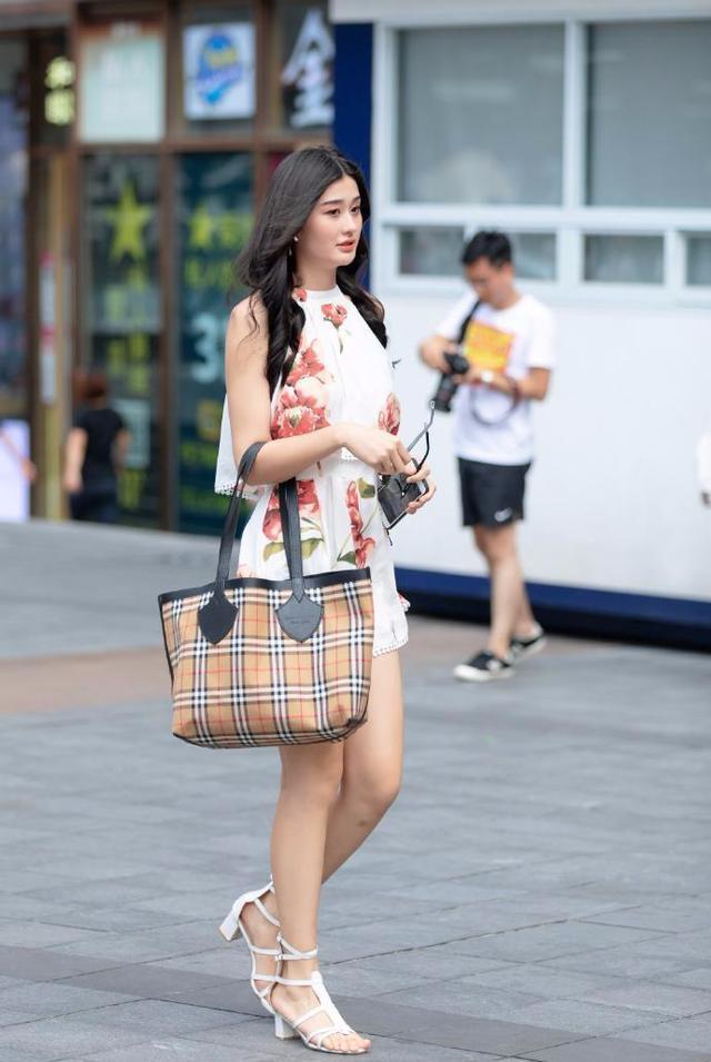 雅女 雅鱼 雅雨:全国哪里的妹子最漂亮，最适合做老婆，你最喜欢哪里的？