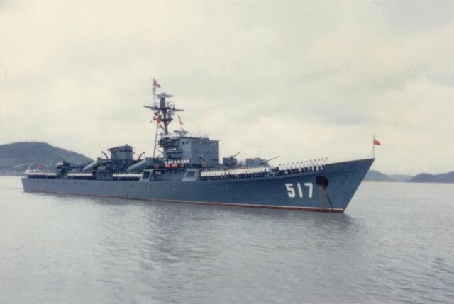 517南平舰于2019年10月10日退役,转隶大连舰艇学院训练支队.