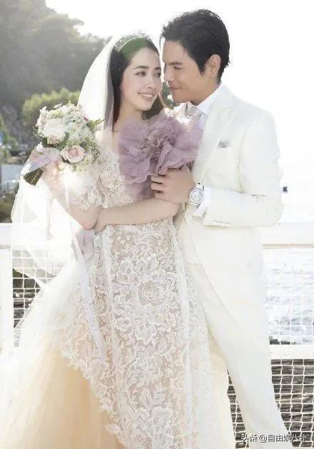林心如的老公结婚照:娱乐圈中哪一对的结婚照是你最喜欢的呢。 ​​​​