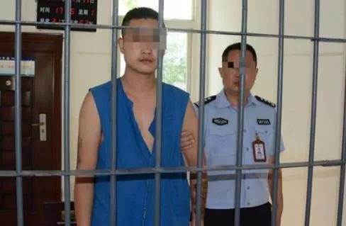 车震被打劫:强奸犯在监狱的日子怎么样会不会被别的罪犯欺负