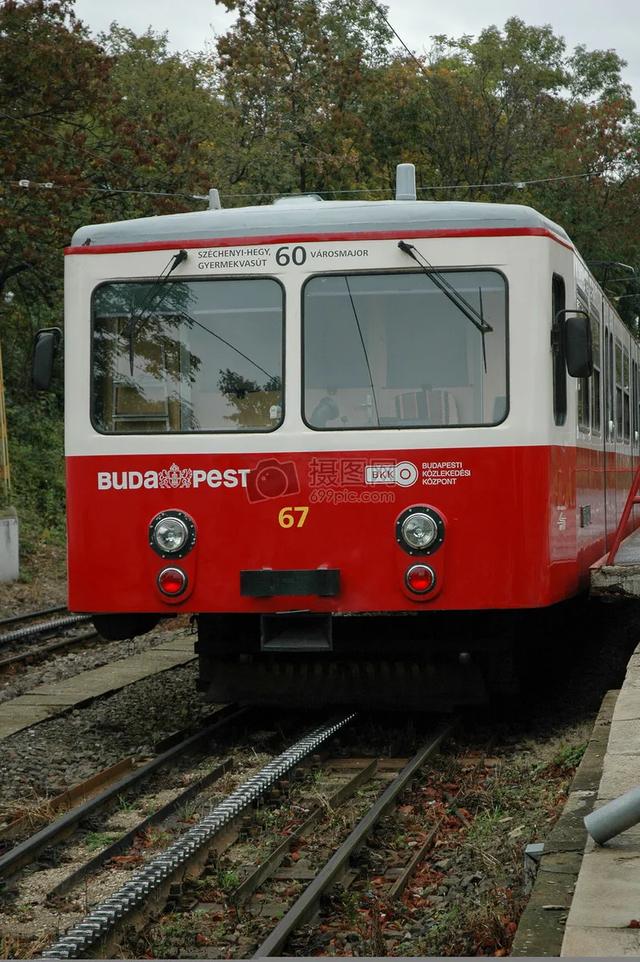 既然高铁这么发达了，为什么还要保留普通火车呢？插图11