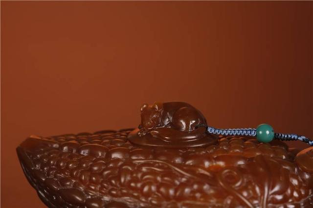 糖玉的特点和鉴定方法,和田玉中糖料有几种？如何分辨？