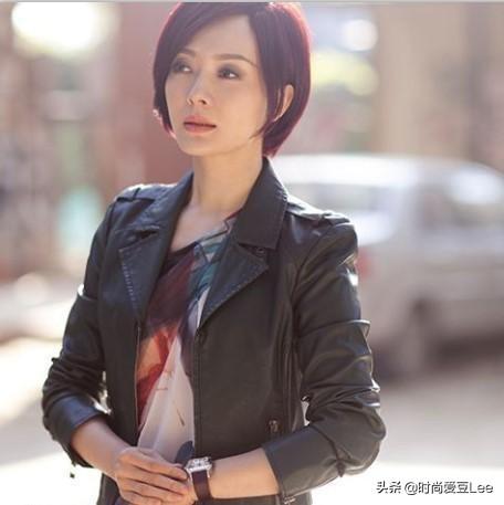 紫红色红宝石好还是玫红色好,五十岁的女人，什么发色才最适合你呢？