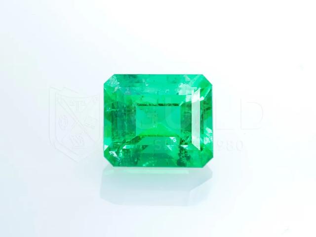 祖母绿照片,祖母绿一定要买木佐绿吗？