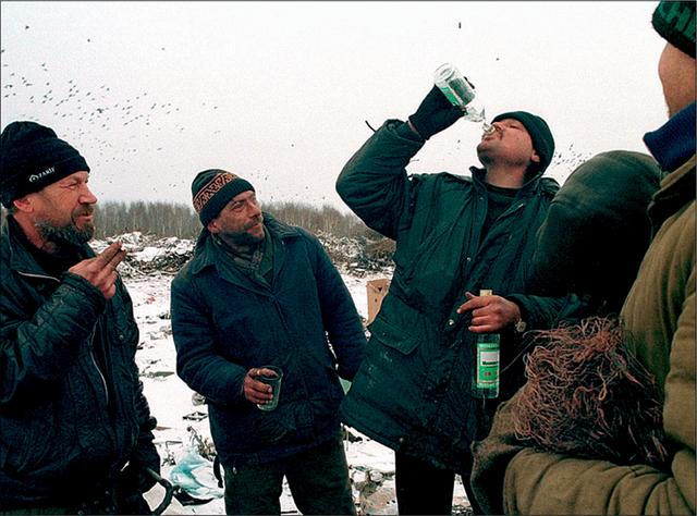 俄罗斯人嗜酒成性，为什么感觉有些人到中国来了却不胜酒力？插图95