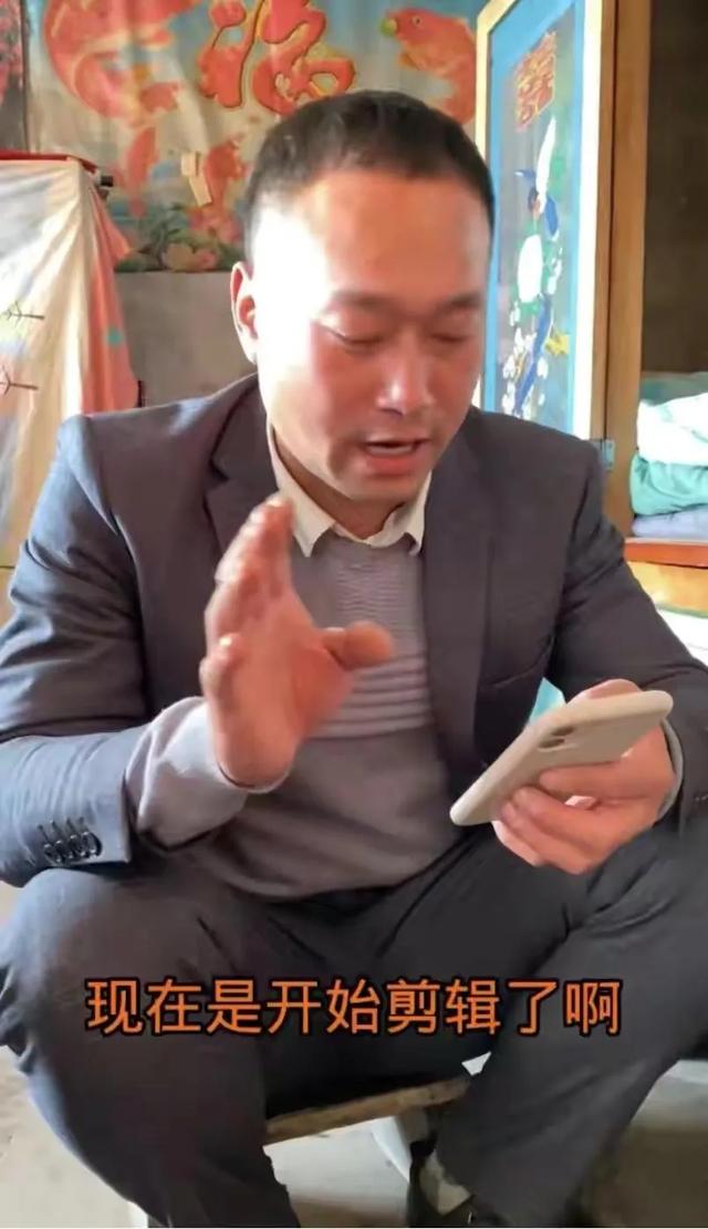 张乔玫:张同学是谁，为何在短时间获得粉丝1000万，被人民日报夸赞？