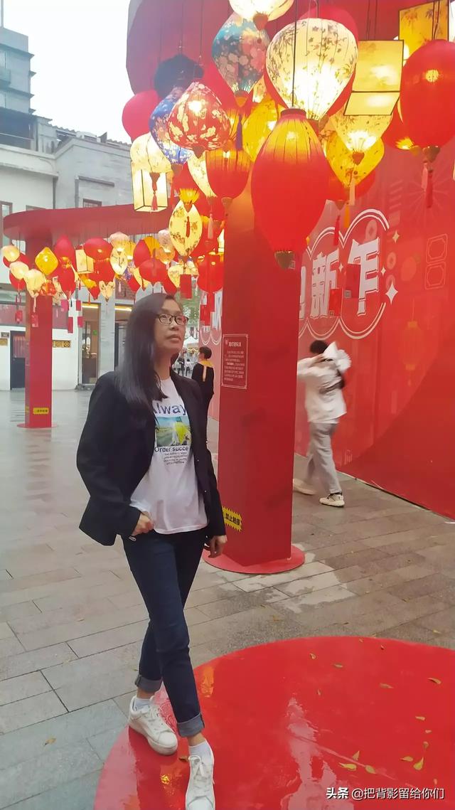 年龄大了，没有<a href=https://maguai.com/list/256-0-0.html target=_blank class=infotextkey>朋友圈</a>了，和老公关系不好，怎么熬这漫长的日子(进不了老公的微信<a href=https://maguai.com/list/256-0-0.html target=_blank class=infotextkey>朋友圈</a>)