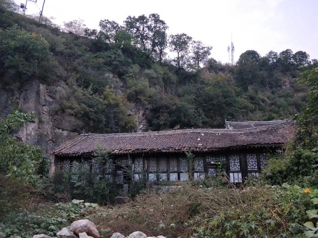 龙门天关景区,野三坡,白草畔,百里峡,鱼谷洞等旅游景点,有涞水麻核桃
