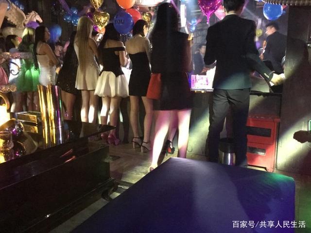 mc大灵灵毒二代视频:夜场工作的女孩子，最后一般都嫁给了谁？