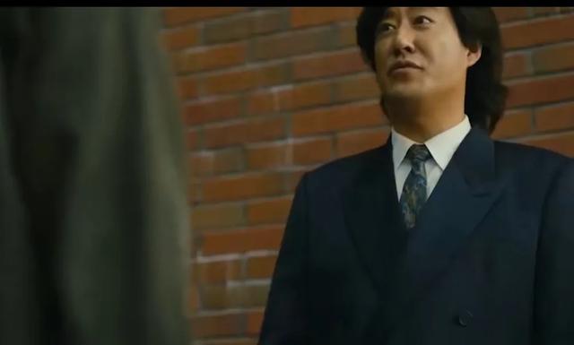 剧版《人世间》骆士宾没有被周秉昆打死？你如何看待这样的改编？