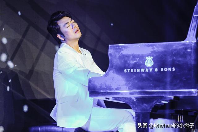 理查德克莱德曼简介:克莱德曼在世界钢琴界处于什么地位？你如何评价？