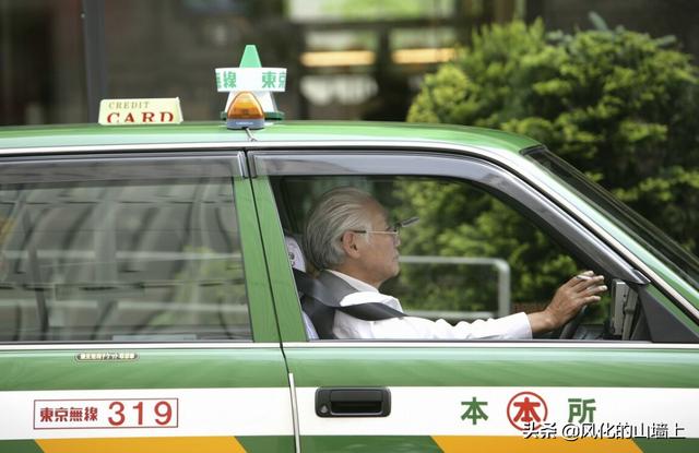 36000日元等于多少人民币，日本人平均月薪2万人民币，真实的日本生活是怎样的