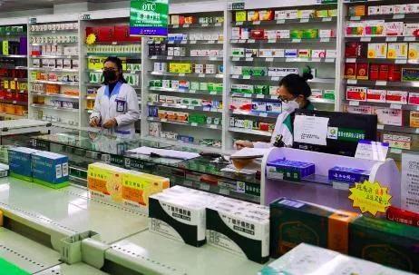 为什么药店越开越多,完全不受网购影响？