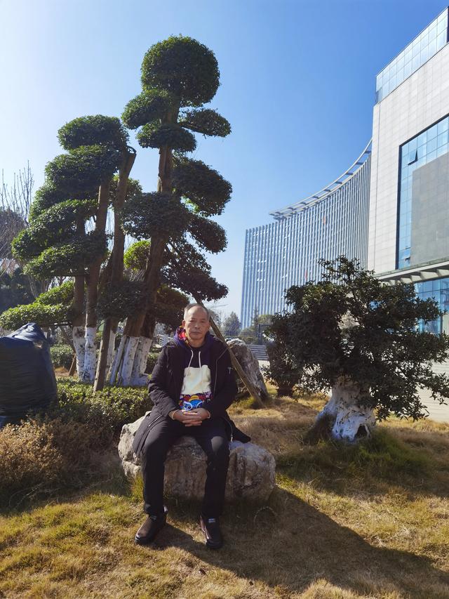 快过年了,孩子问关于春节的古诗词有哪些？
