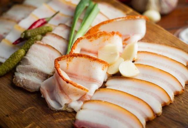 俄罗斯的生肉能吃吗 俄罗斯生肉做法是怎样的-十万个为什么_家庭百科