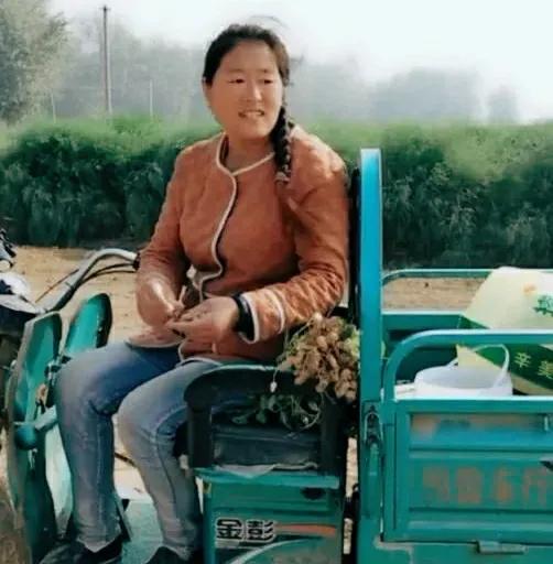 快手一姐老公是谁:朱之文的妻子是一个什么样的人朱之文的成名和她有关吗