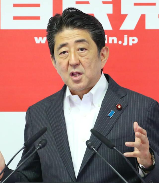 安倍晋太郎:日本换新首相了，那安倍晋三去哪儿了？