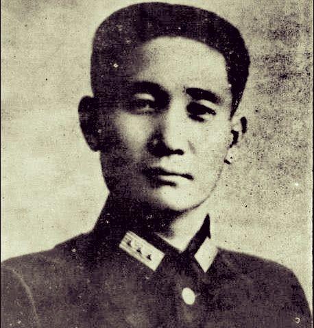 一二八事变:淞沪抗战国军还能挡住日军，为什么5年后淞沪会战国军却失败了？