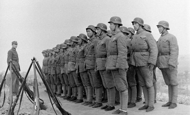 中国比日本人口多那么多,为何抗战的时候国军还是兵源紧缺？插图39