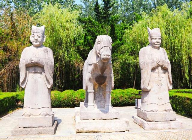 朱元璋称帝后，对自己的家乡凤阳是一种什么样的政策？插图24