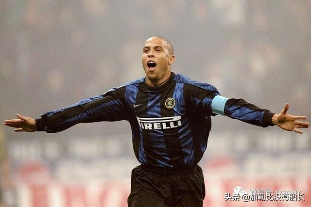 罗纳尔多为什么在巴萨只踢了一年就转回国米了呢？插图83