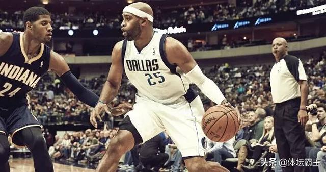 布鲁克洛佩斯:易建联效力NBA期间搭档过哪些全明星队友