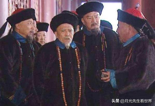 多尔衮执掌朝政时，索尼、鳌拜等大臣在干什么？插图106