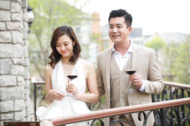 男人面相九个贵骨,如何判断一个男人将来是穷是富？