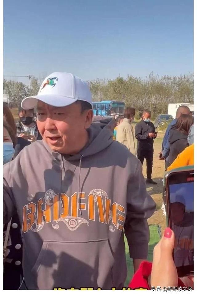 于谦的马场:马场被列经营异常，于谦还没回应，大爷的人设还能屹立不倒吗？