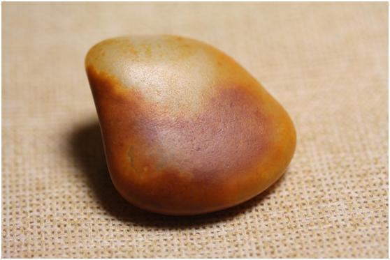 怎么鉴别和田玉的真假,如何辨别和田玉秋梨皮的真假？