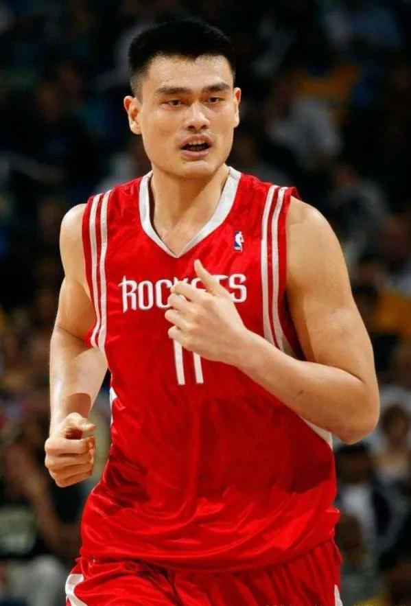 周琦在NBA总工资134万美元,王治郅575万,姚明有多少？