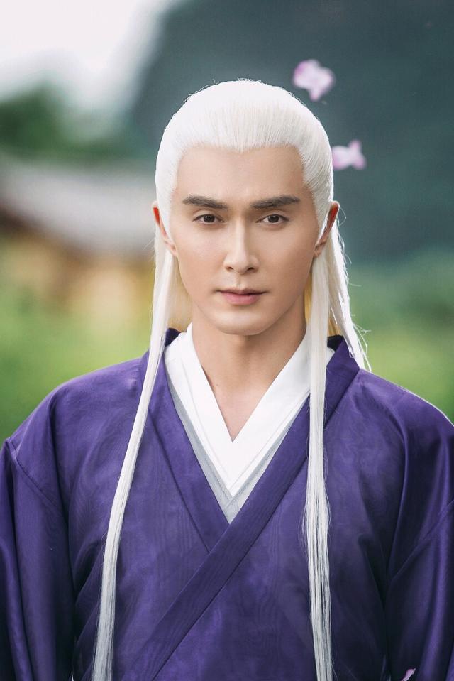 The actor's white hair style is not only Gao Weiguang's Donghua Emperor ...