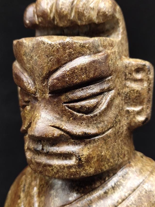 高古玉最简单的鉴定方法,高古玉的真假如何辨别?接刀工艺又是什么？