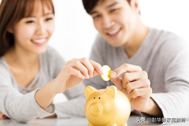 女儿才12岁,就发现她在跟同学谈恋爱,我该怎么办？