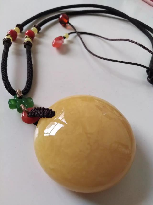 玉手镯有什么用,制作手镯留下的手镯芯都做什么用了？