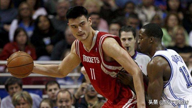 姚明职业生涯有没有获得过周最佳提名，如果有，共获得过几次提名？插图1