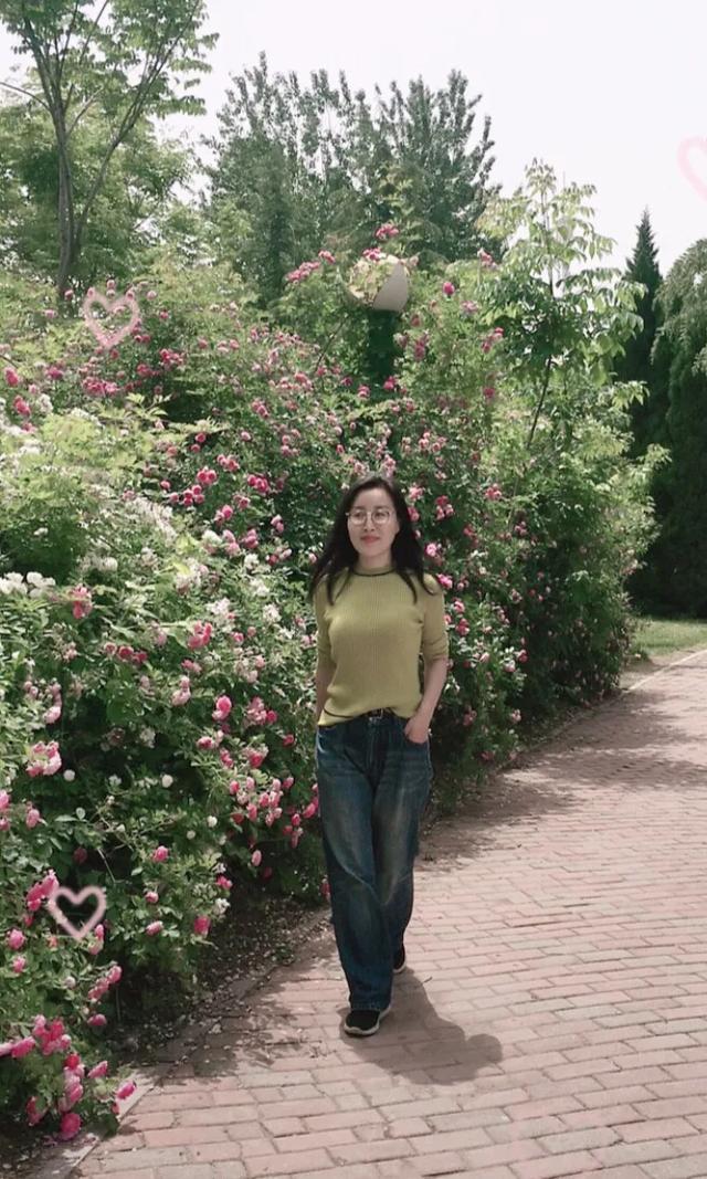 性格内向的女生适合做什么工作(性格内向的人怎么改变自己)