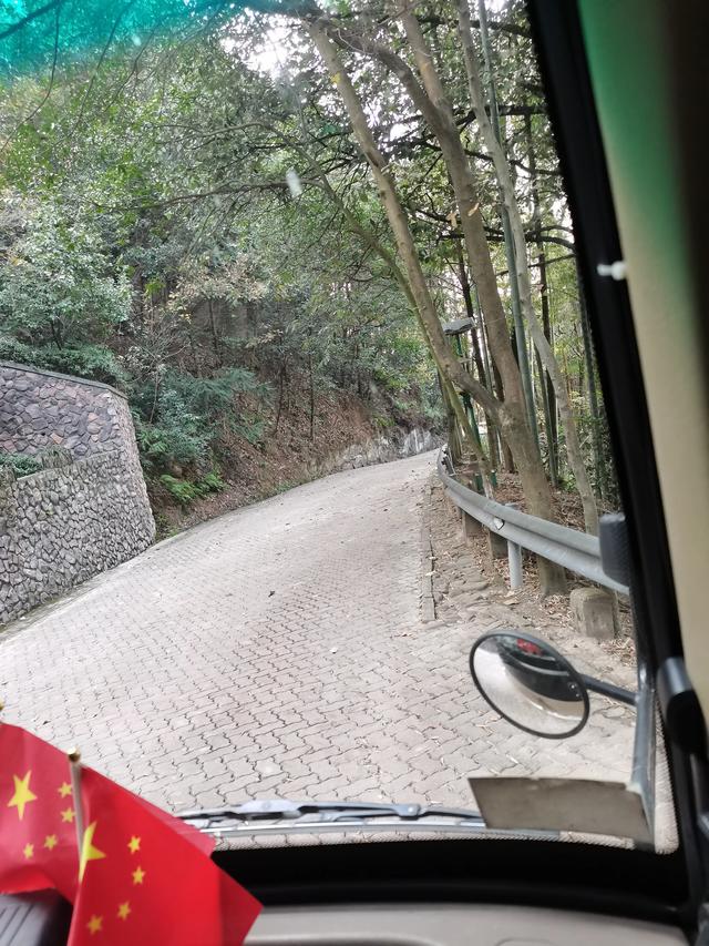 骆琦家庭背景:一个中年丧夫的女人，十年没有再找，她是怎么熬过来的