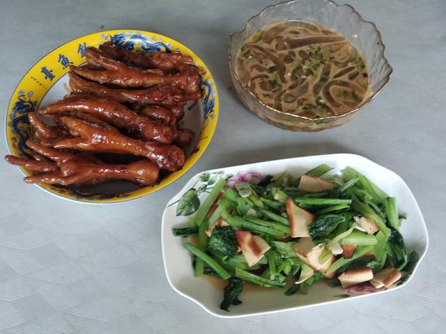 东北话骂人顺口溜,《你这辈子都吃不上四个菜》这是什么梗？