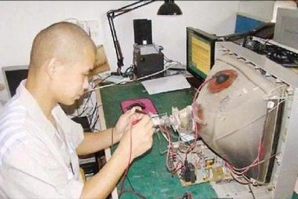 李红涛无刷电机:死刑犯如果不想死，需要做出什么对等的贡献才会赦免死刑？