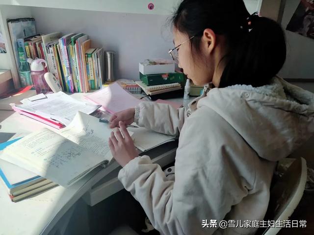 做全职太太,大家都做了几年了,平时都怎样打发时间？烦躁时呢？