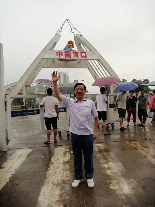 雪候鸟 朱克下载:没有多少积蓄，但是很想全国旅游，有没有好的建议呢？