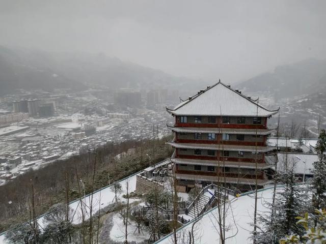 冬阳照片:你在火车上遇到最吹牛的事情是什么