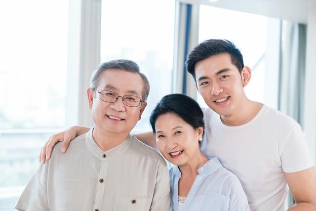 人到中年后才发现，早点生孩子和晚点生孩子差别很大，你怎么看？插图17