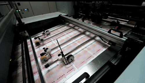 在印钞厂上班的都是什么人，自己带身上的钱会不会被误为偷的呢？插图127