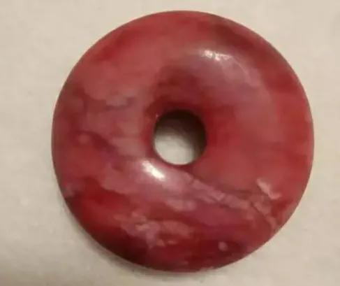 有些人把玉石放羊腿里，几年后取出来，这是为什么？插图1