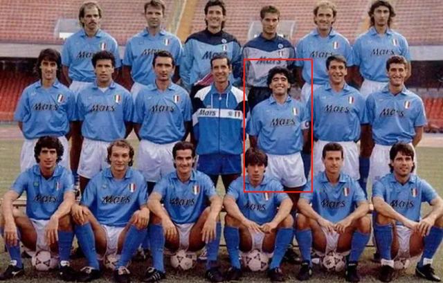 怎么总有人说马拉多纳在那不勒斯夺冠时没有牛人队友呢？事实上是怎样的呢？插图34