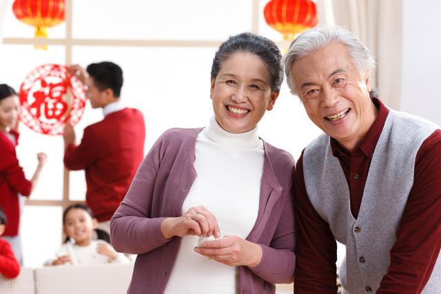 为什么大部分老人从不指望儿媳替自己养老？原因是什么？