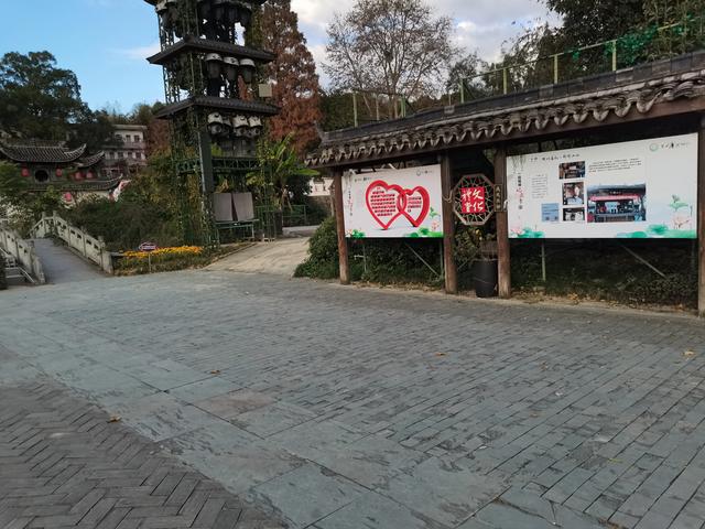 骆琦家庭背景:一个中年丧夫的女人，十年没有再找，她是怎么熬过来的